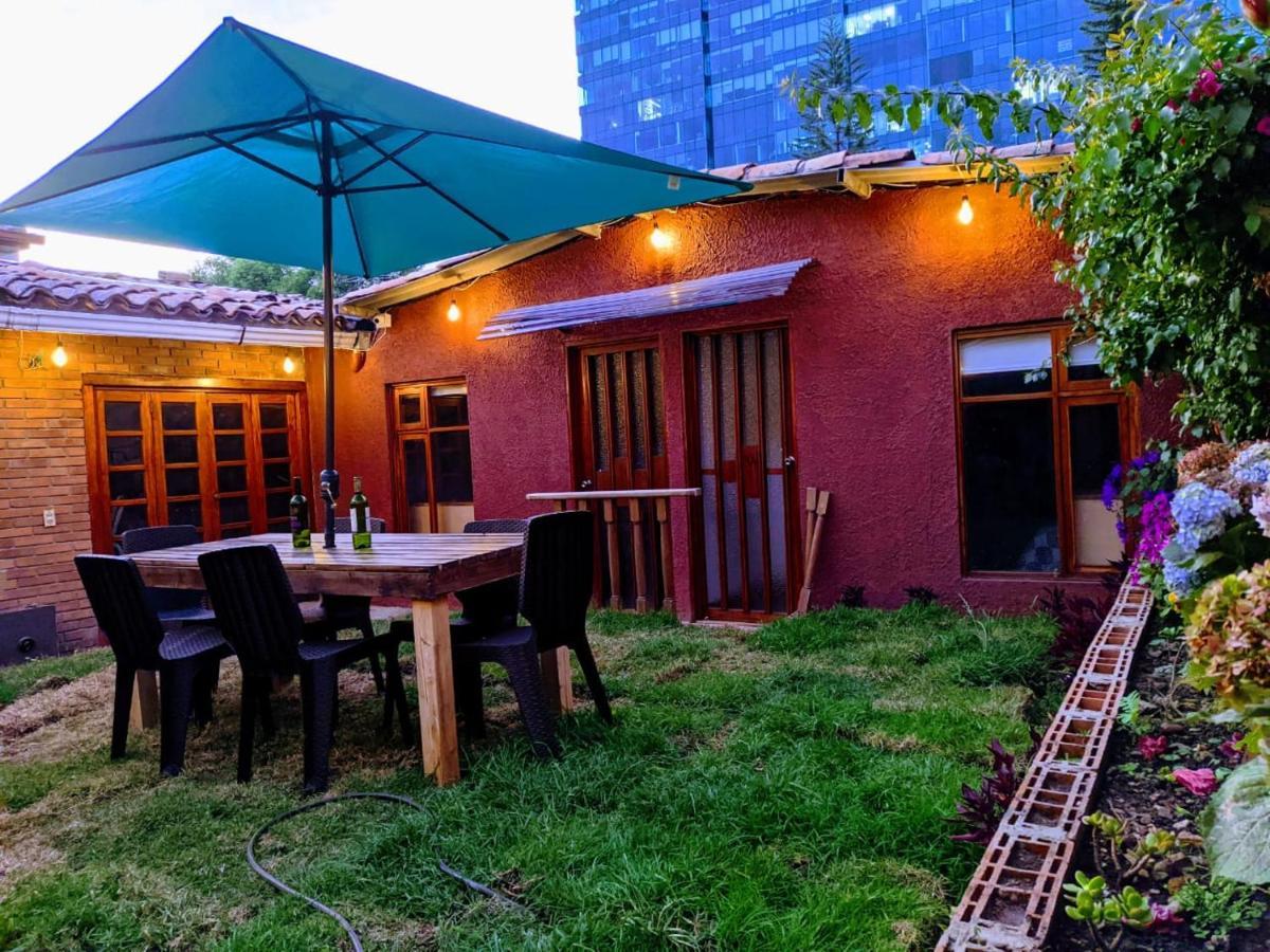 La Parada Del Tren Hostel Богота Екстериор снимка