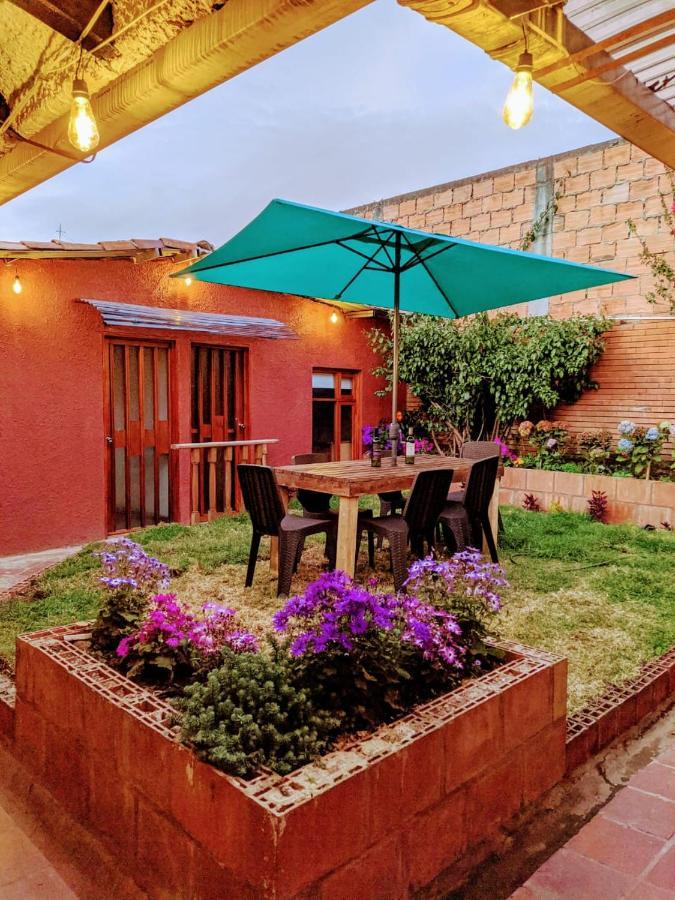 La Parada Del Tren Hostel Богота Екстериор снимка
